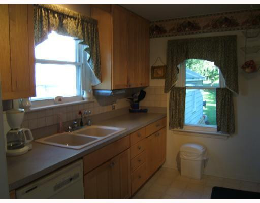 7905 Crane Road Ypsilanti, MI 48197 - Photo 4 of 8 Photo 4