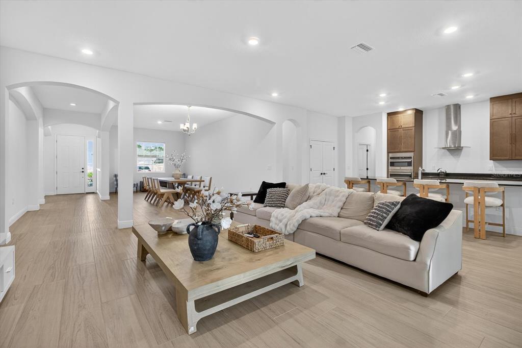 1237 Kelsa Anne Dr Spring Hill Spring Hill, FL 34609 - Photo 18 of 94