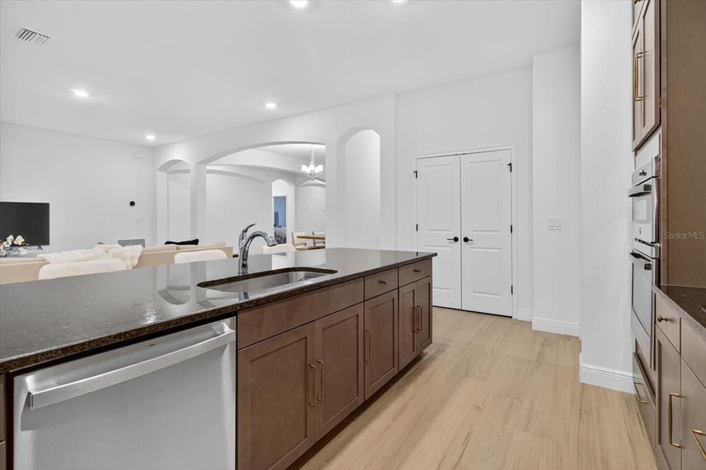 1237 Kelsa Anne Dr Spring Hill Spring Hill, FL 34609 - Photo 27 of 94