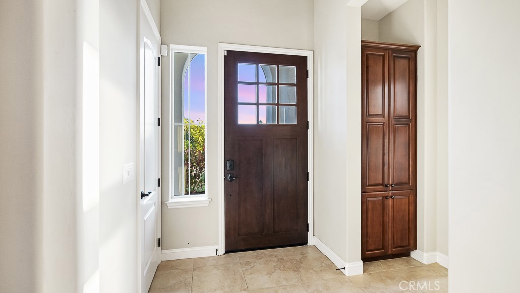 1849 Eucalyptus Road Nipomo, CA 93444 - Photo 4 of 41 Entry