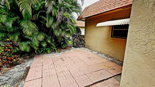 $2,400 | 1912 Palmland Drive, Unit 3, Boynton Beach, FL 33436