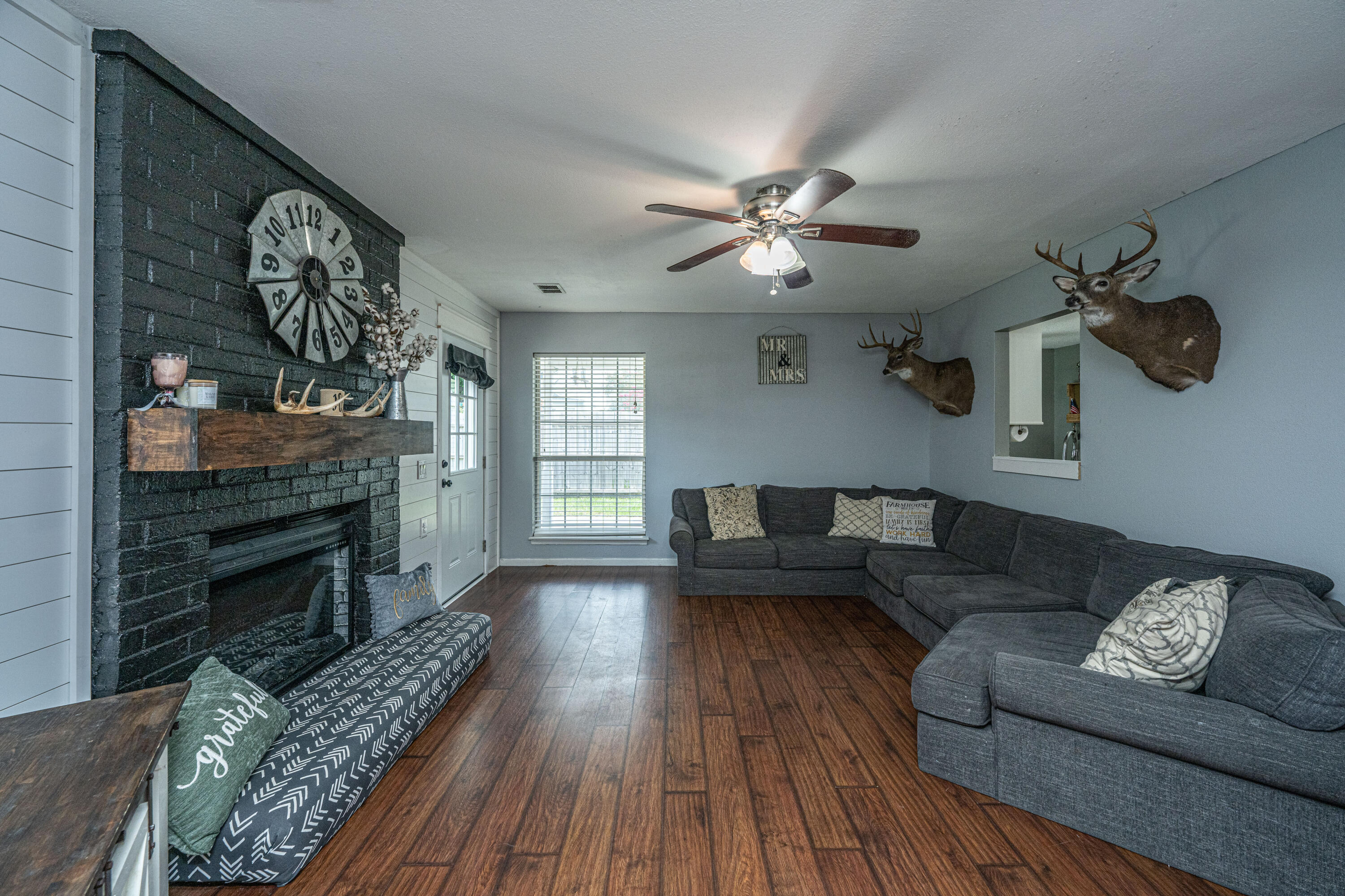 111 Two Hitch Road Goose Creek, SC 29445 - Photo 3 of 31 111TwoHitchRd009