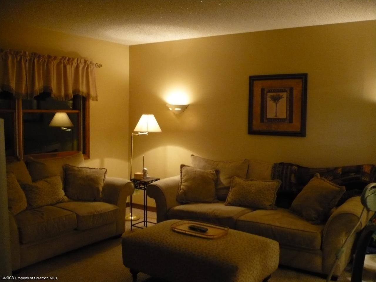 1428 Rundle Street Scranton, PA 18504 - Photo 4 of 15 Gallery Image 4