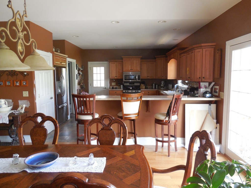123 White Loaf Road Southampton, MA 01073 - Photo 9 of 23