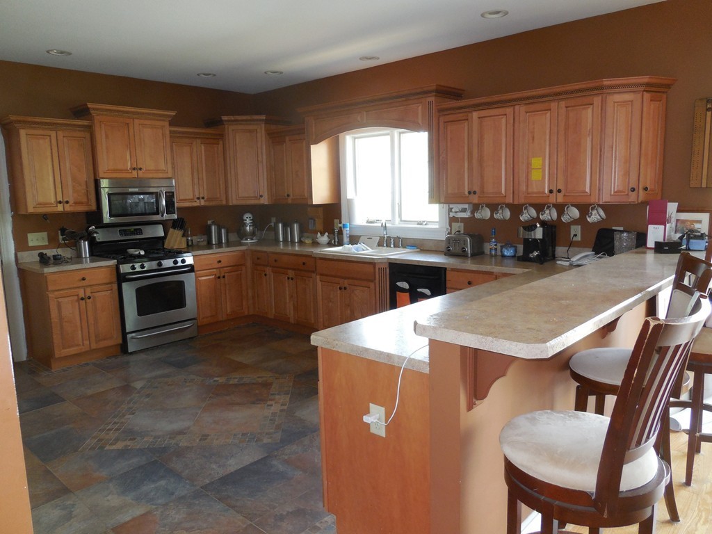 123 White Loaf Road Southampton, MA 01073 - Photo 10 of 23