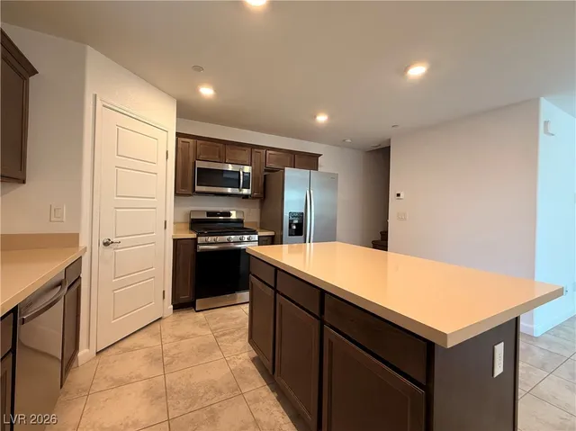 $1,895 | 735 Pickled Pepper Place, Henderson, NV 89011