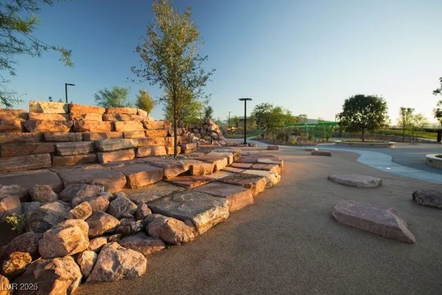 $1,895 | 735 Pickled Pepper Place, Henderson, NV 89011