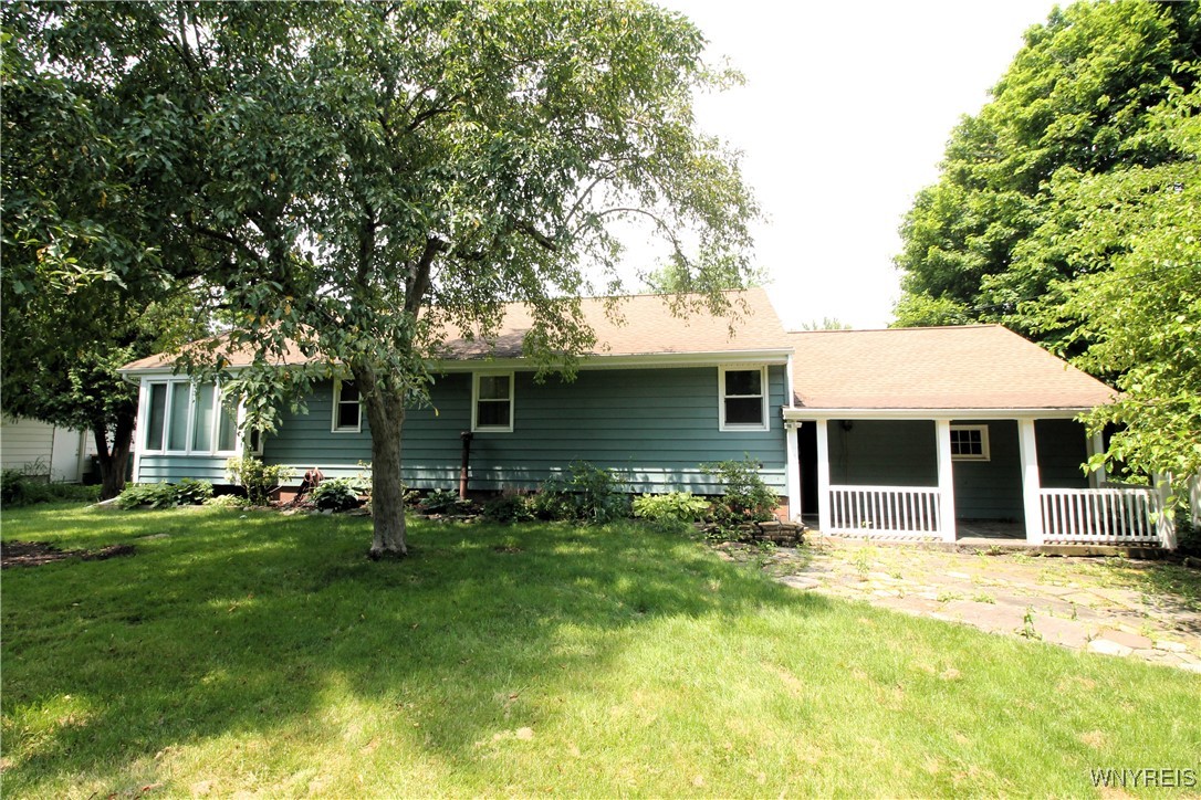 8709 Nottingham Terrace Buffalo, NY 14221 - Photo 4 of 33