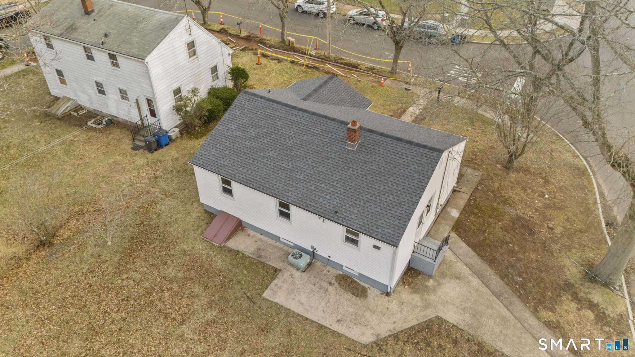 3 Highview Lane New Haven, CT 06513 - Photo 5 of 30 an aerial view of residential house with outdoor space and parking