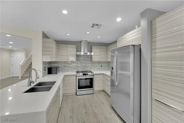 $2,500 | 9645 Grapeland Avenue, Las Vegas, NV 89148