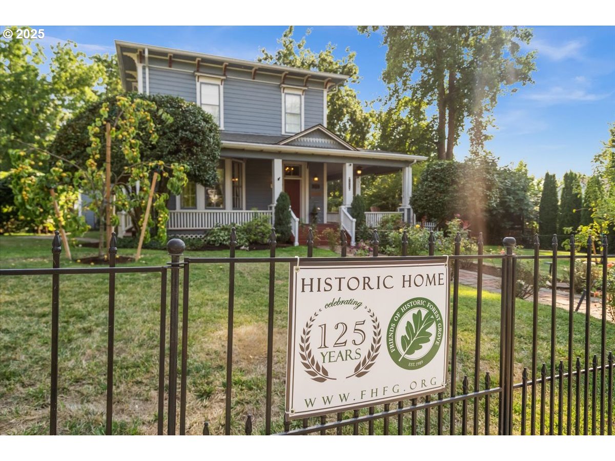 1938 16th Avenue Forest Grove, OR 97116 - Photo 3 of 48