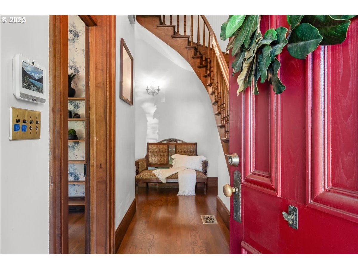 1938 16th Avenue Forest Grove, OR 97116 - Photo 5 of 48