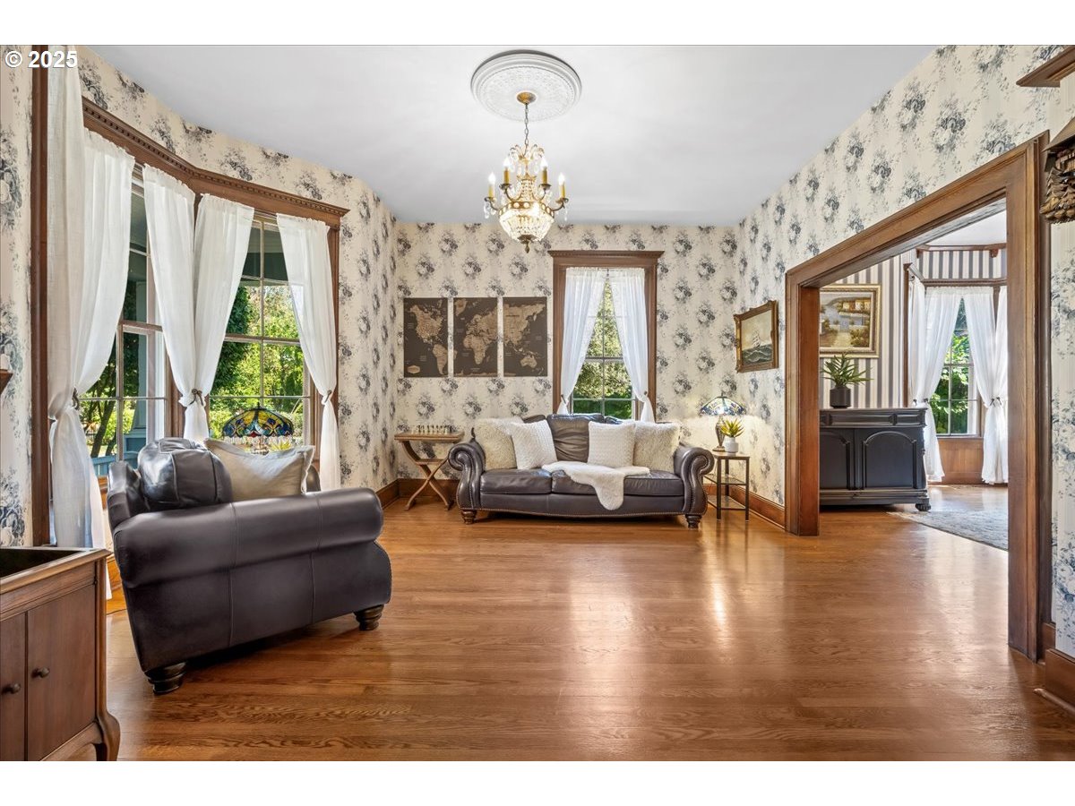 1938 16th Avenue Forest Grove, OR 97116 - Photo 7 of 48