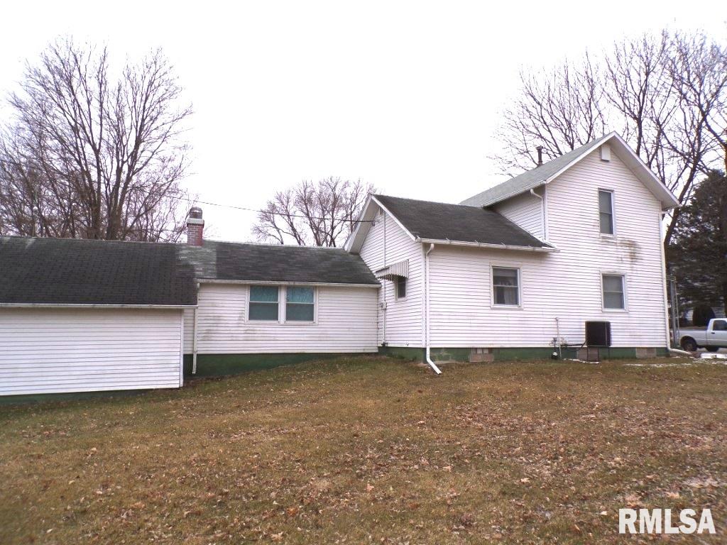 439 Maple Street Bennett, IA 52721 - Photo 4 of 29 Gallery Image 4