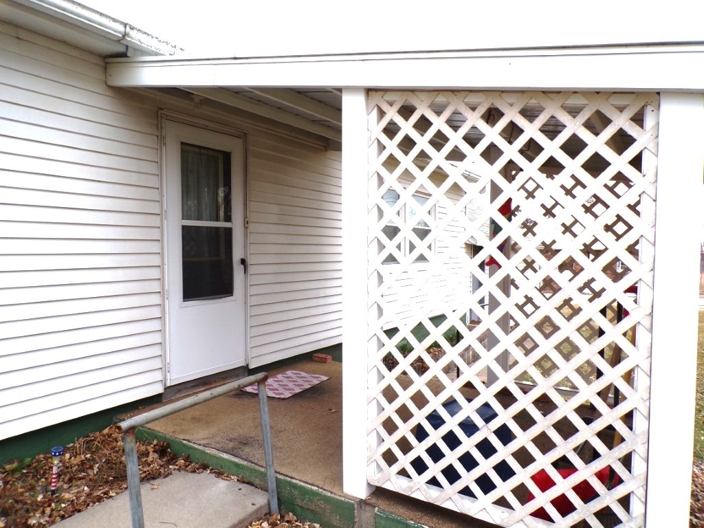 439 Maple Street Bennett, IA 52721 - Photo 9 of 29 Gallery Image 9