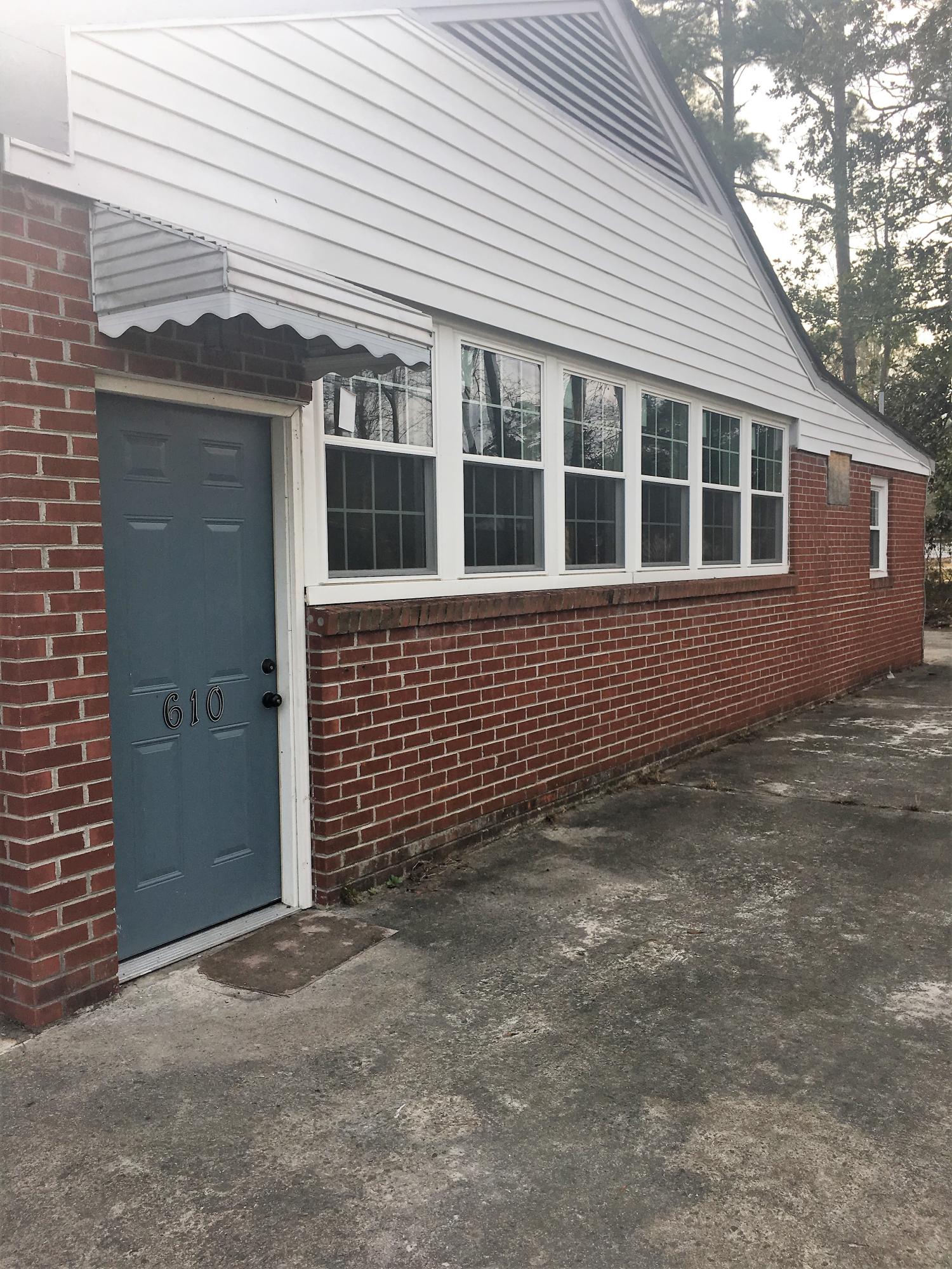610 Lightsey St Extension Hampton, SC 29924 - Photo 13 of 32 Side Entrance