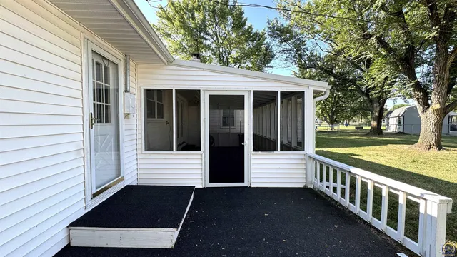 $285,000 | 603 Martindale Street, Burlington, KS 66839