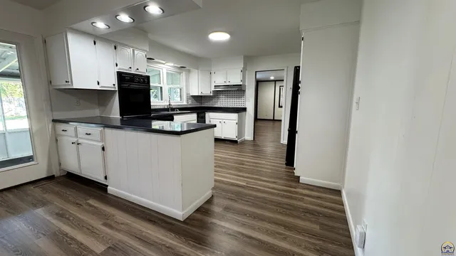 $285,000 | 603 Martindale Street, Burlington, KS 66839