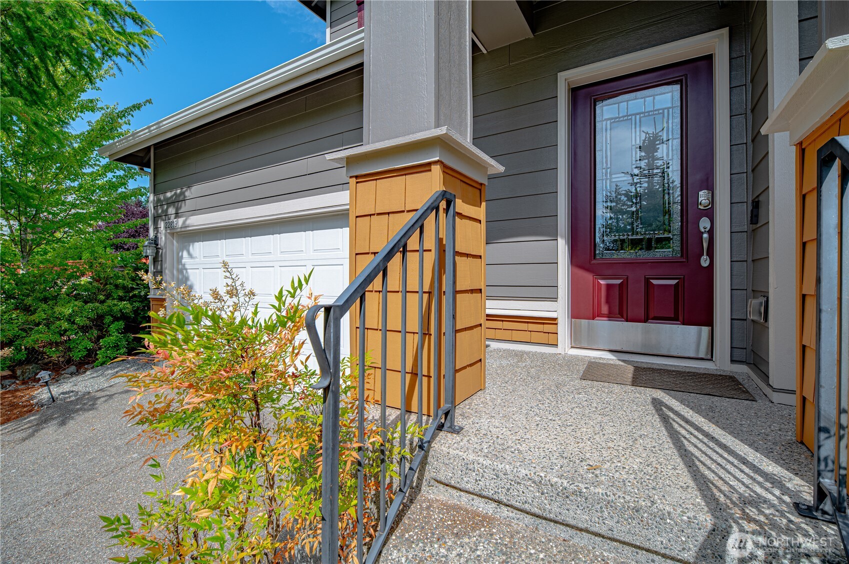 22819 41st Avenue Southeast Bothell, WA 98021 - Photo 3 of 36