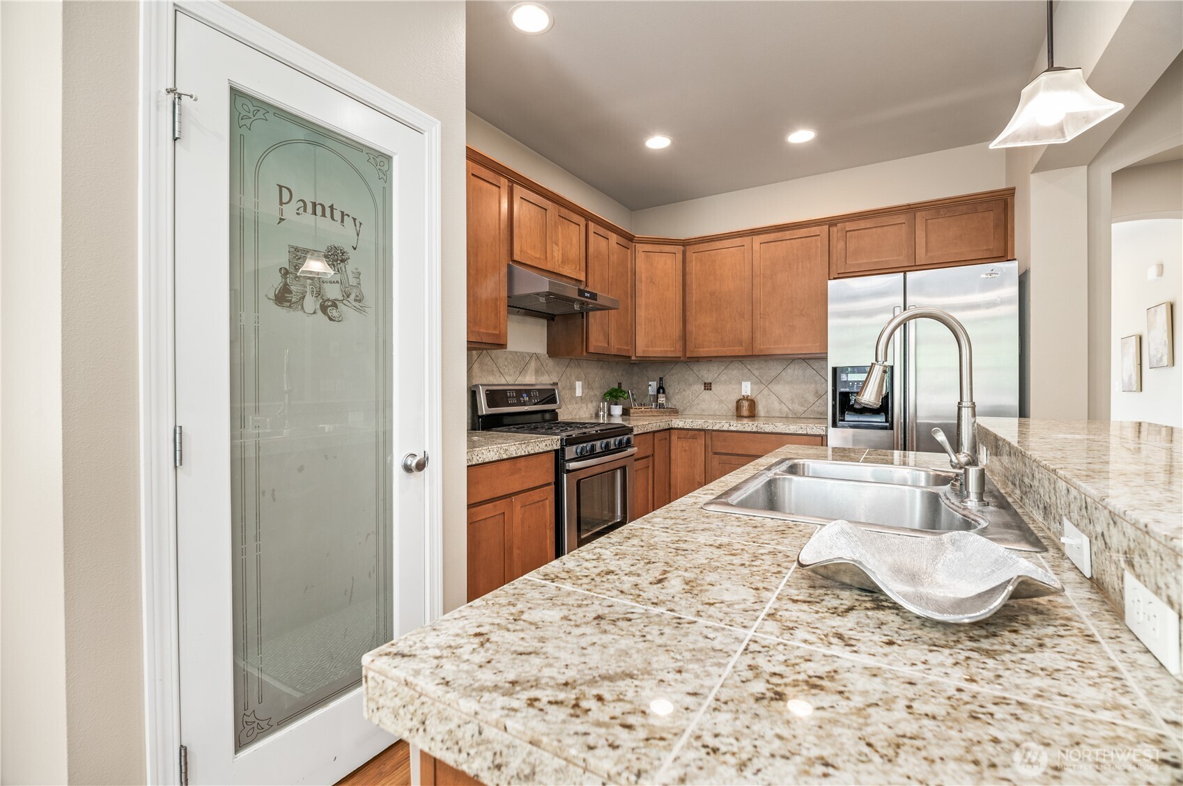 22819 41st Avenue Southeast Bothell, WA 98021 - Photo 9 of 36