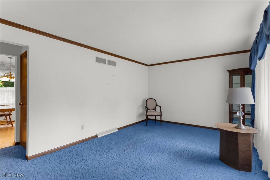 1295 Shields Road Youngstown, OH 44511 - Photo 5 of 27 Gallery Image 5