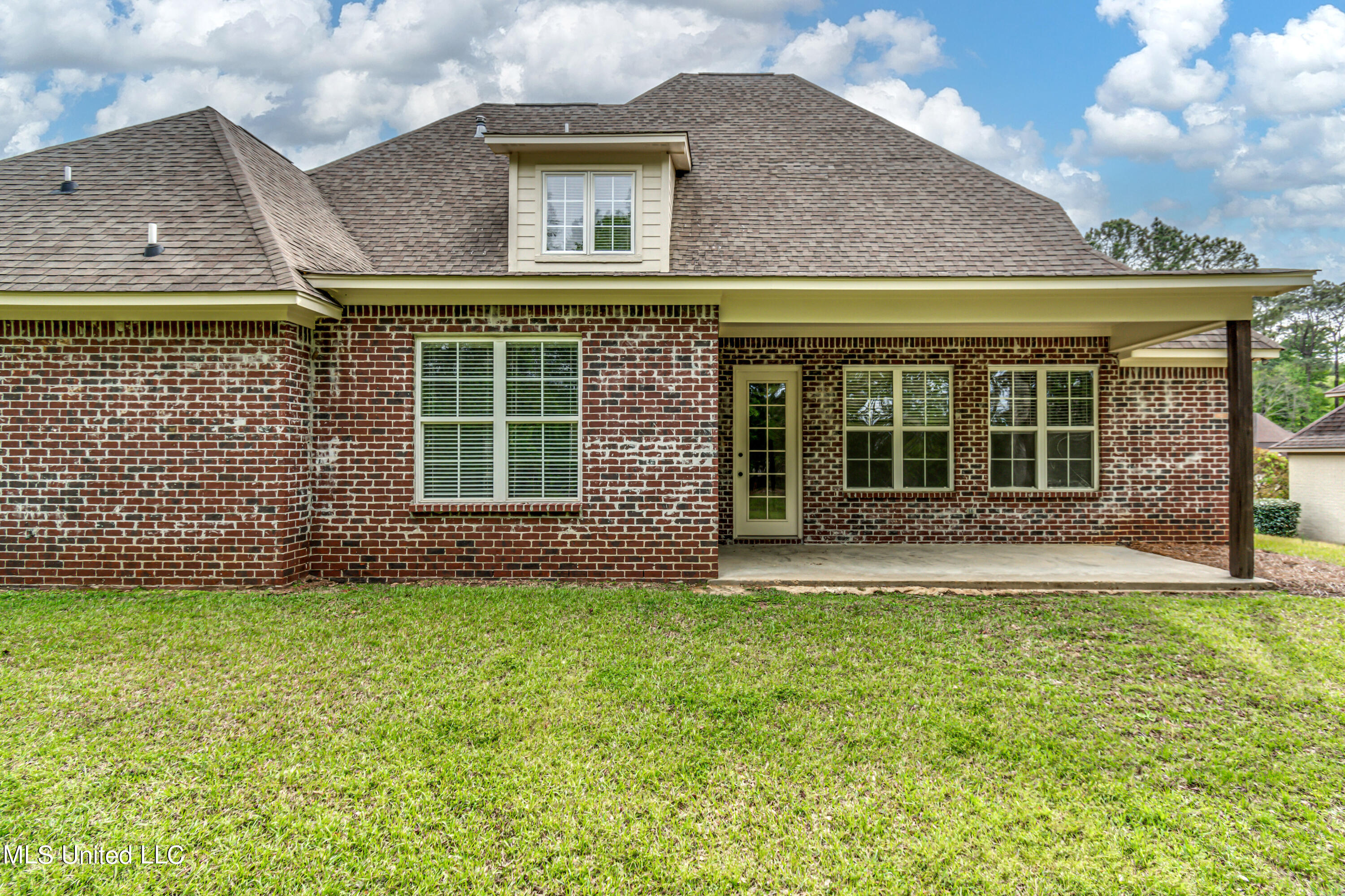 321 Kingsbridge Road Madison, MS 39110 - Photo 66 of 68 321 Kingsbridge Rd--60
