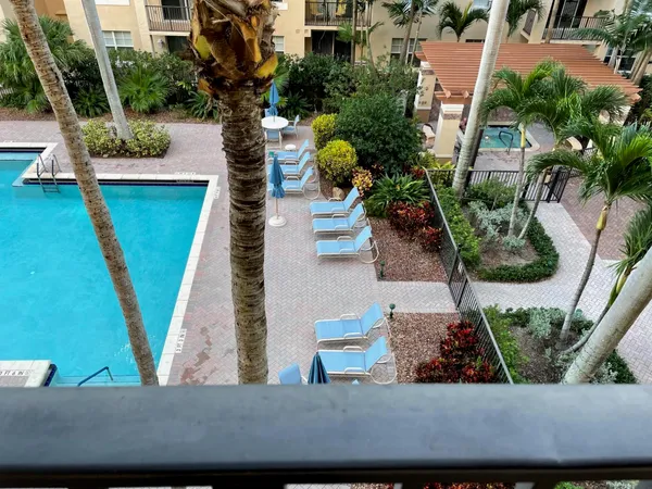 $3,000 | 1801 North Flagler Drive, Unit 433, West Palm Beach, FL 33407