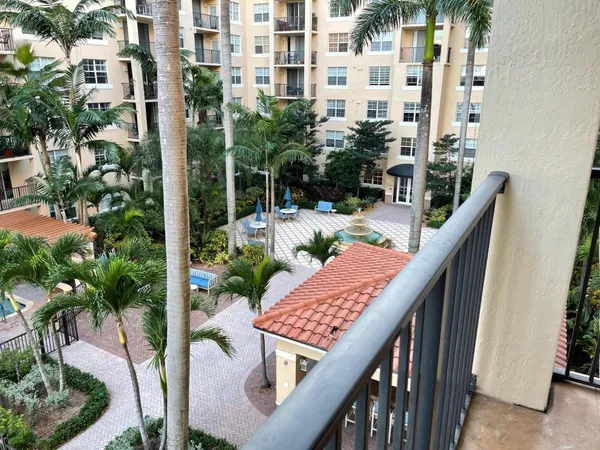 $3,000 | 1801 North Flagler Drive, Unit 433, West Palm Beach, FL 33407