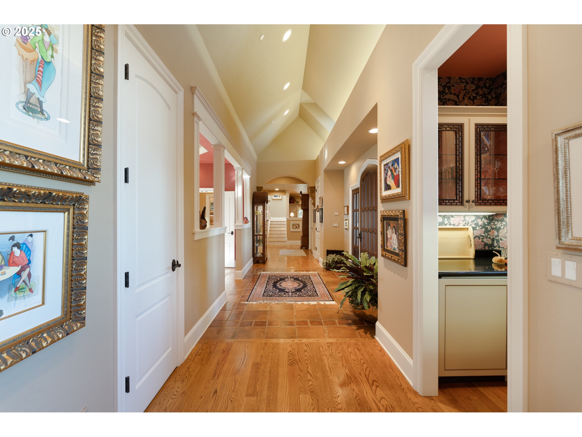 9009 Southeast Eola Hills Road Amity, OR 97101 - Photo 14 of 48