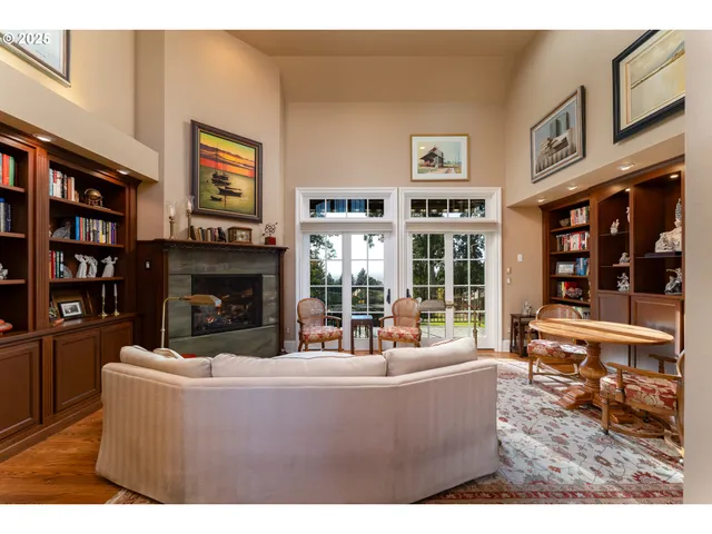 $2,550,000 | 9009 Southeast Eola Hills Road, Amity, OR 97101