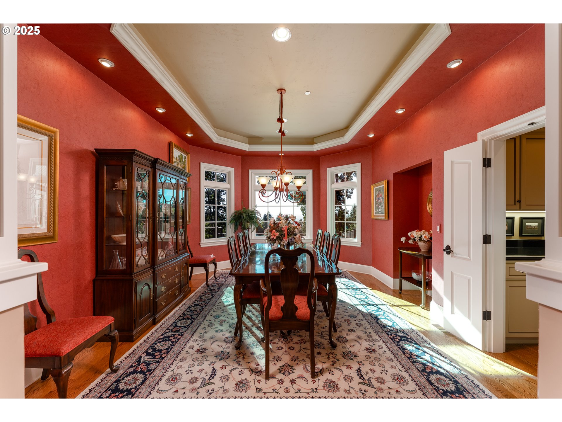 9009 Southeast Eola Hills Road Amity, OR 97101 - Photo 7 of 48