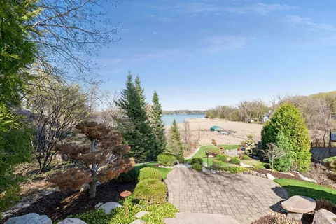 $1,650,000 | 12030 28th Avenue North, Plymouth, MN 55441