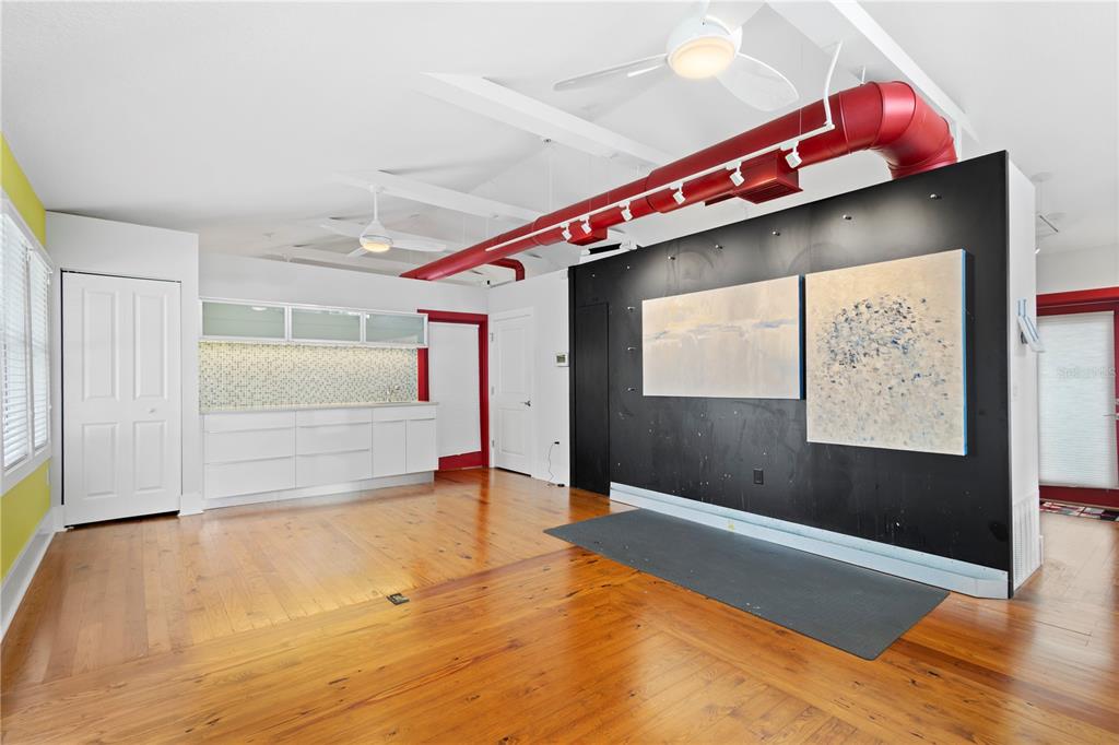 1950 Adams Lane Sarasota, FL 34236 - Photo 4 of 18