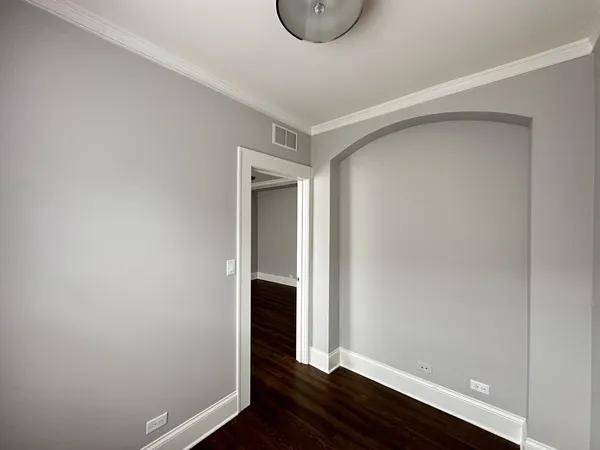 $1,650 | 817 West Lakeside Place, Unit 409, Chicago, IL 60640