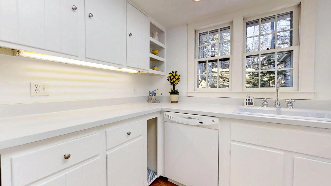 199 Hewes Point Road Islesboro, ME 04848 - Photo 21 of 64 Kitchen