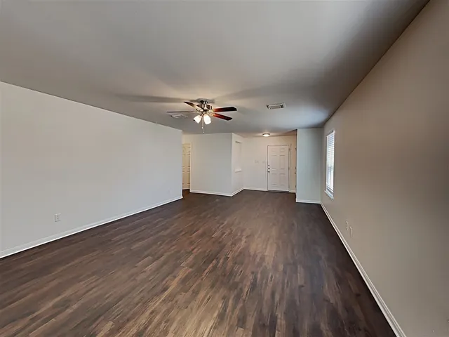 $2,465 | 18011 Shallow Leaf Lane, Cypress, TX 77433