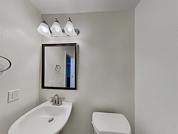 $2,270 | 18011 Shallow Leaf Lane, Cypress, TX 77433
