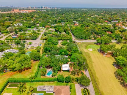 $2,500,000 | 9737 Southwest 98th Street, Miami, FL 33176