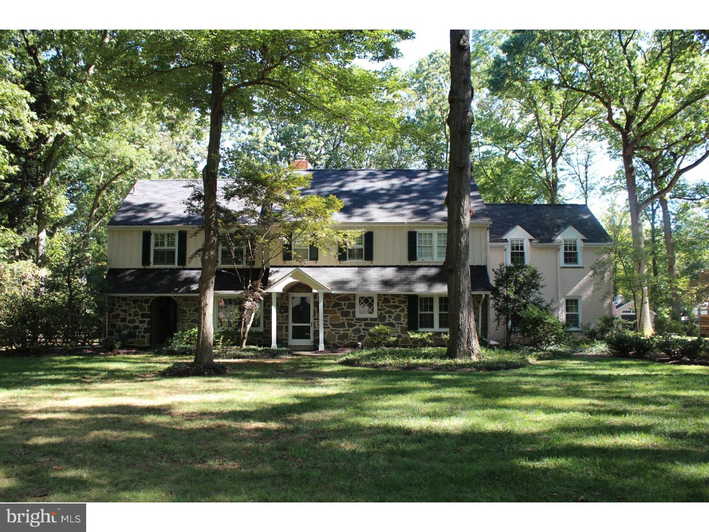 306 Pine Tree Road Wayne, PA 19087 - Photo 1 of 25