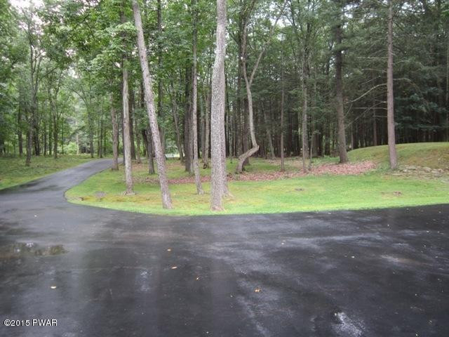 225 Maines Road Hawley, PA 18428 - Photo 5 of 41