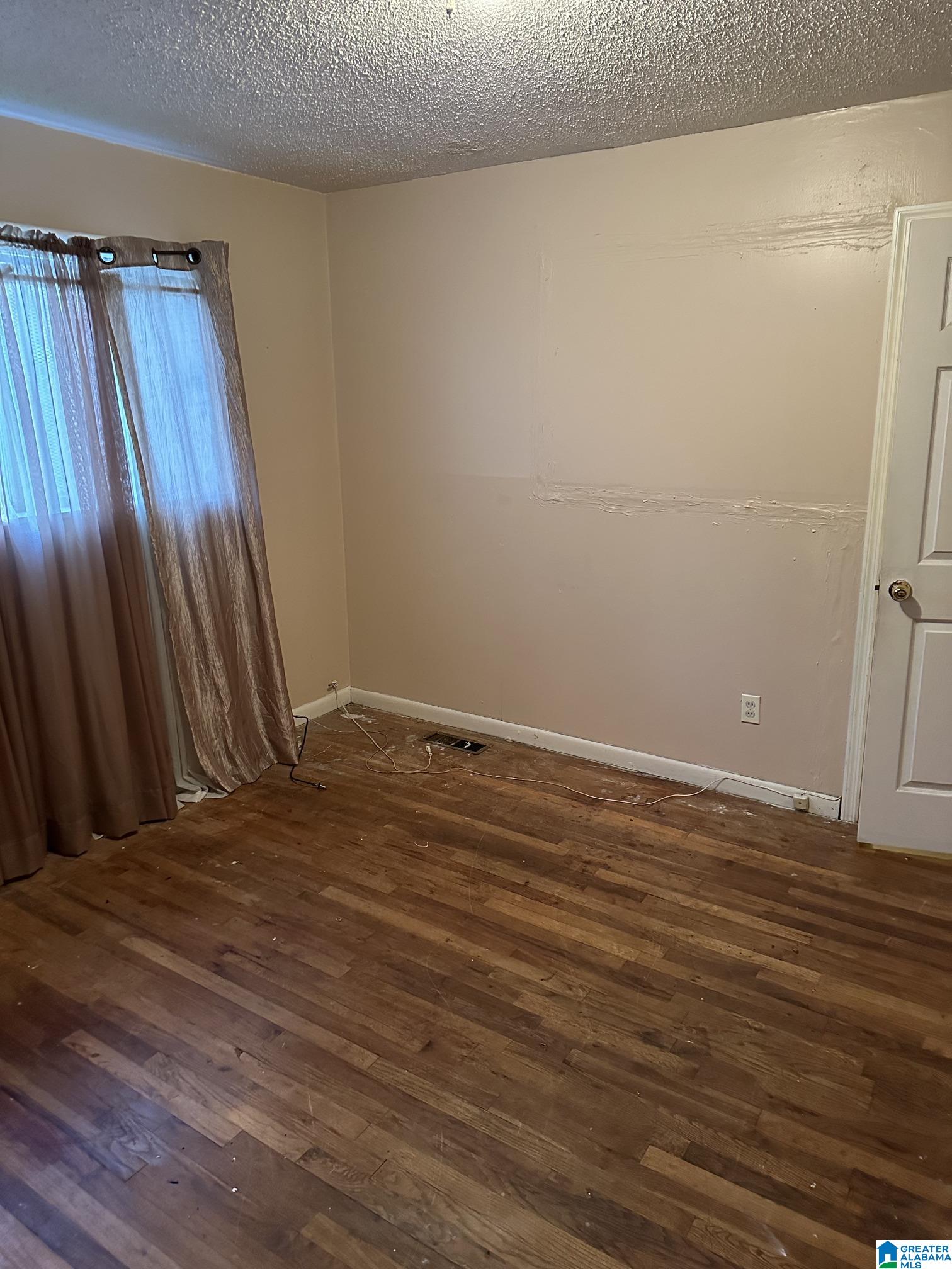 921 19th Street Southwest Birmingham, AL 35211 - Photo 8 of 19