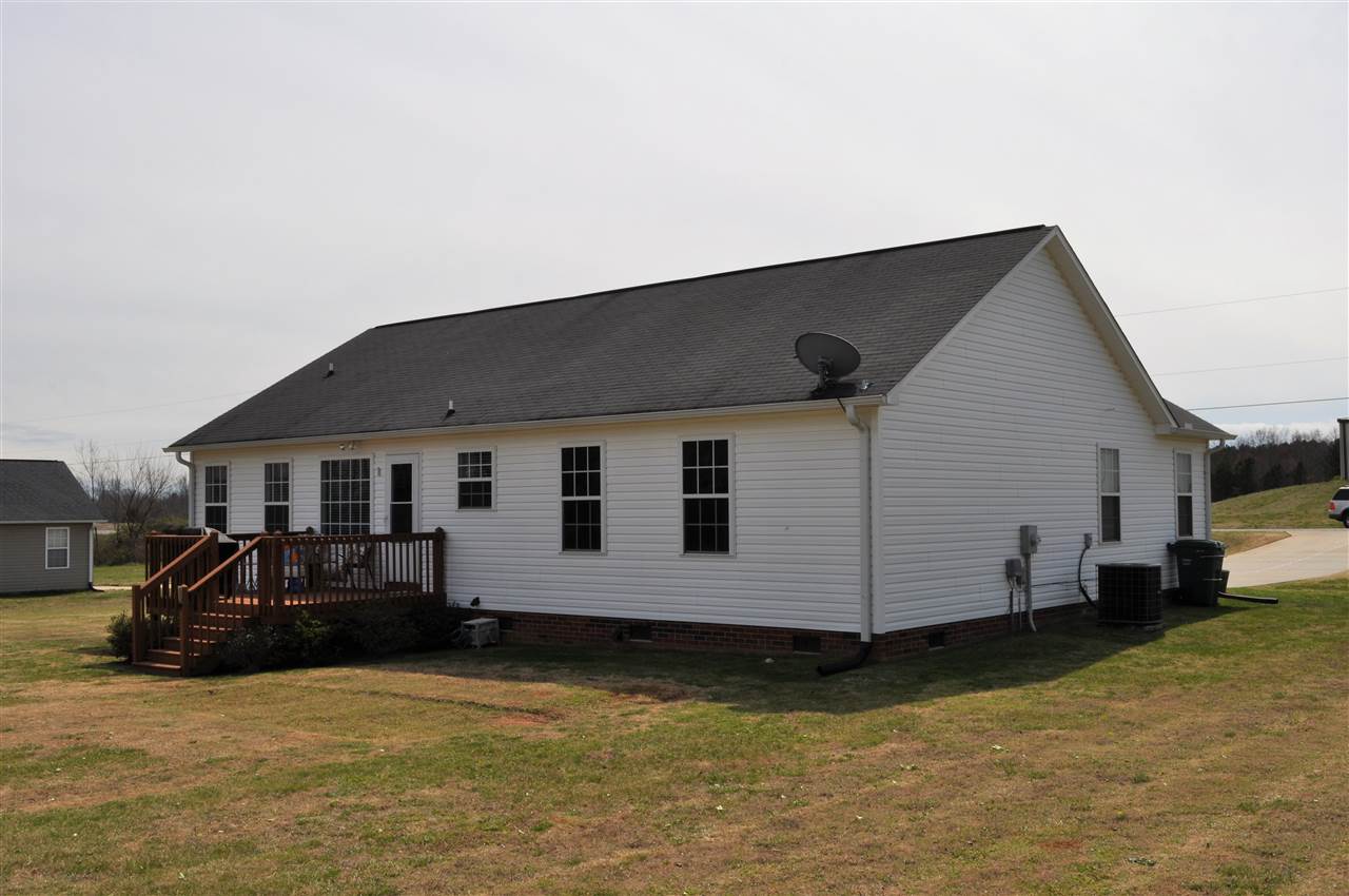 330 Sarratt Creek Road Gaffney, SC 29341 - Photo 14 of 17