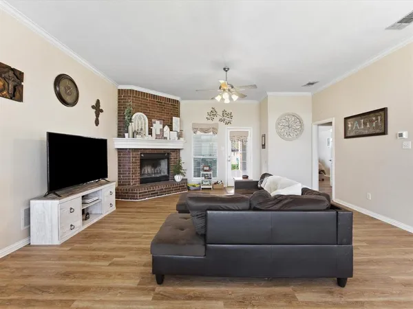 $489,899 | 10000 Fireside Lane, Forney, TX 75126