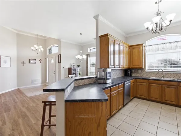 $489,899 | 10000 Fireside Lane, Forney, TX 75126