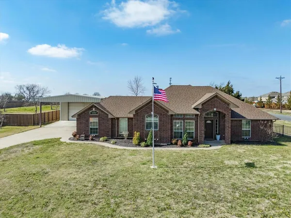 $489,899 | 10000 Fireside Lane, Forney, TX 75126