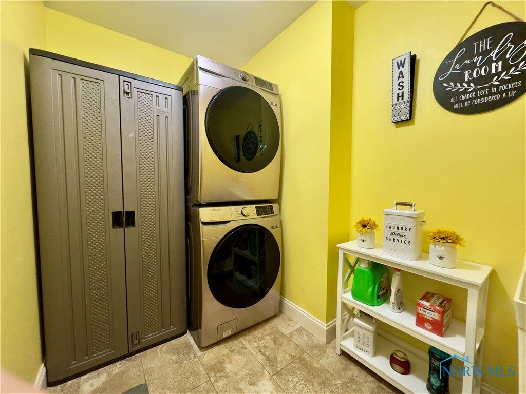 130 Lawai Road Oregon, OH 43616 - Photo 31 of 48 Gallery Image 31