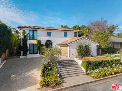 $3,798,000 | 131 South Saltair Avenue, Los Angeles, CA 90049