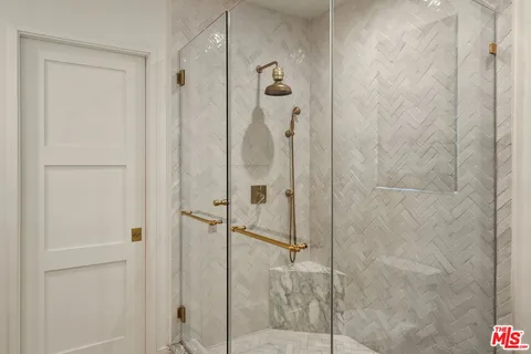 $3,798,000 | 131 South Saltair Avenue, Los Angeles, CA 90049