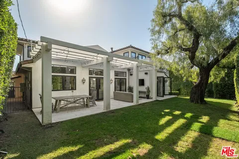 $3,798,000 | 131 South Saltair Avenue, Los Angeles, CA 90049