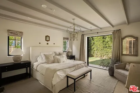 $3,798,000 | 131 South Saltair Avenue, Los Angeles, CA 90049